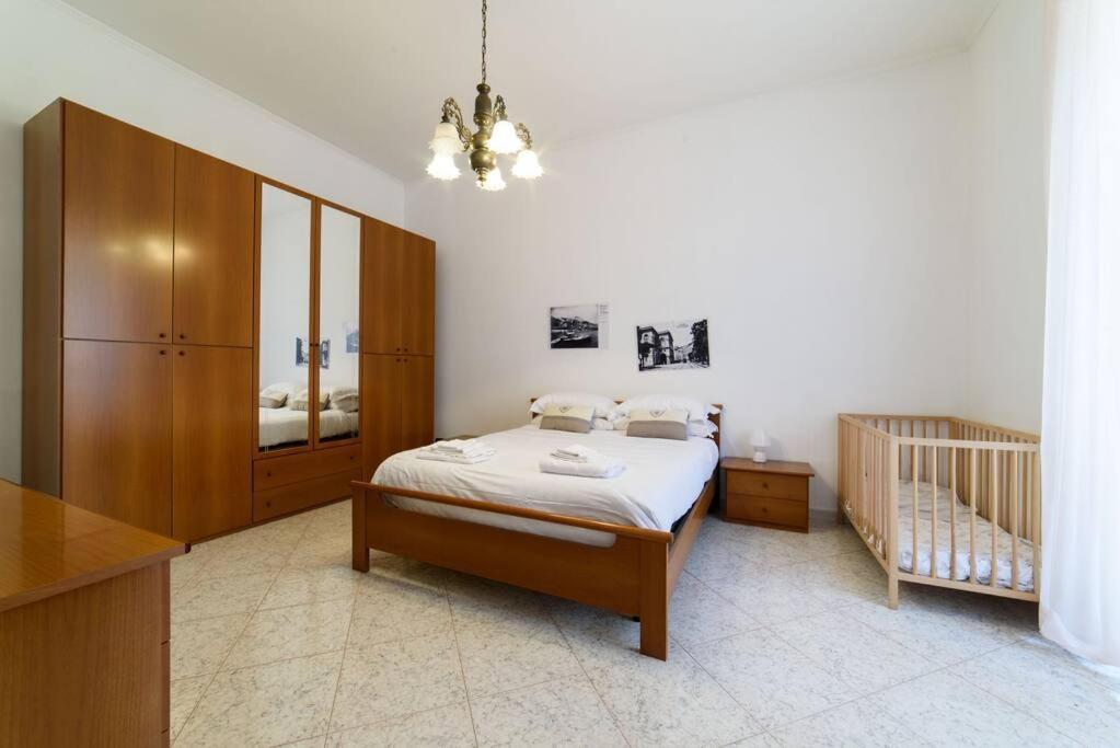 Casa Vacanze “In Centro” Салерно Экстерьер фото
