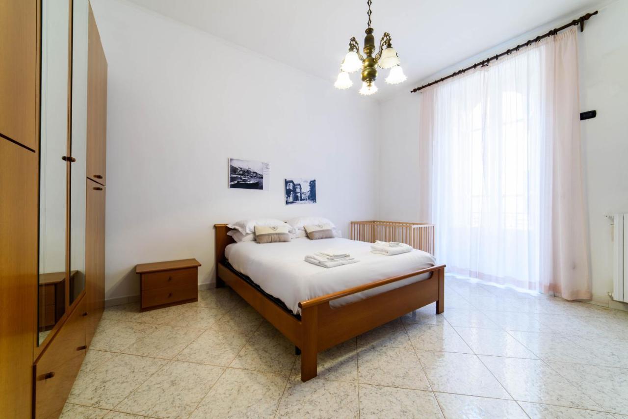 Casa Vacanze “In Centro” Салерно Экстерьер фото